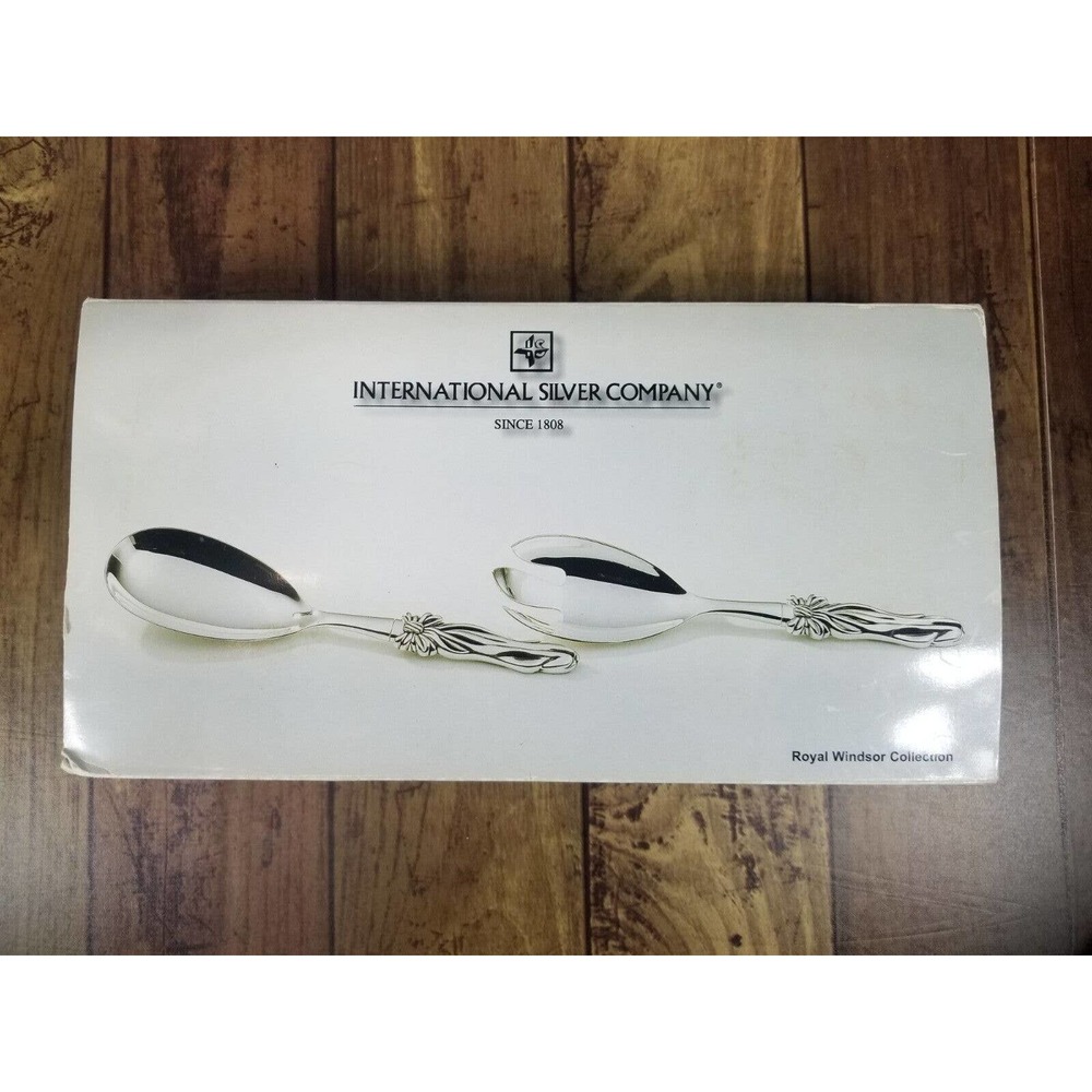 New International Silver Company 2 Piece 10 1/4” Spoon And ForK Ribbon Serving